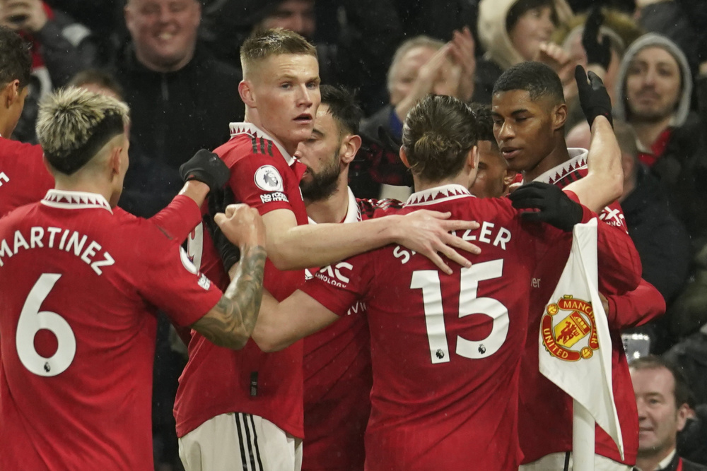 詹姆斯再次 詹姆斯再次